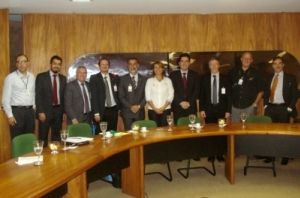 Representantes do ACAP, MMA, MRE, MPA, MMA e Projeto Albatroz presentes ao evento