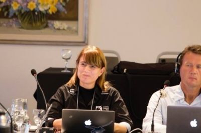 Tatiana Neves como vice-coordenadora na reunião do Grupo de Trabalho de Captura Incidental do AC8